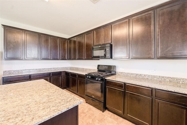 Building Photo - 15810 Mountain Willow Way