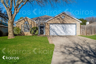 Building Photo - 4516 Briarwood Dr