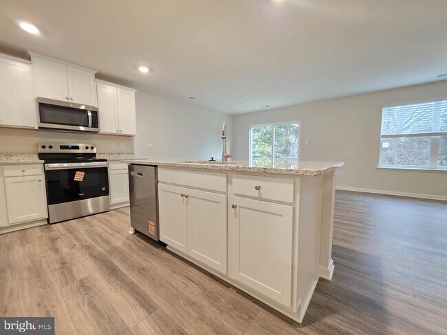 Building Photo - 1105 Albritton Ln