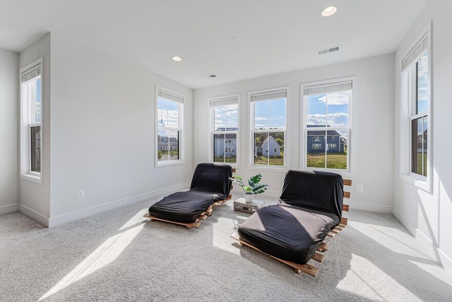 Building Photo - 23765 Fairfield Knl Ct