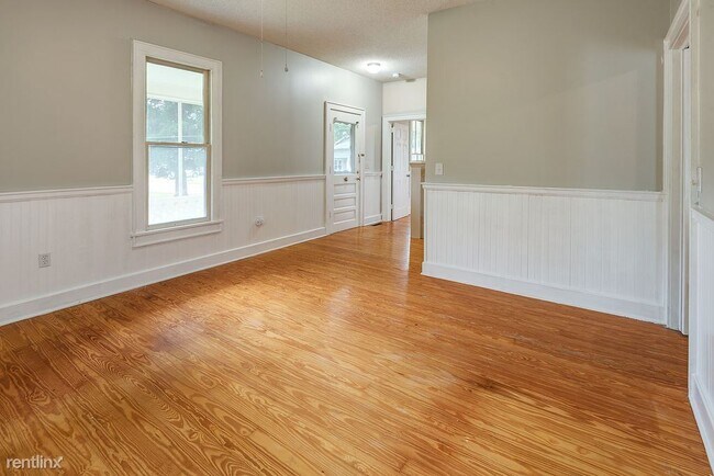 Building Photo - 2 br, 2 bath House - 45 Short Street 1