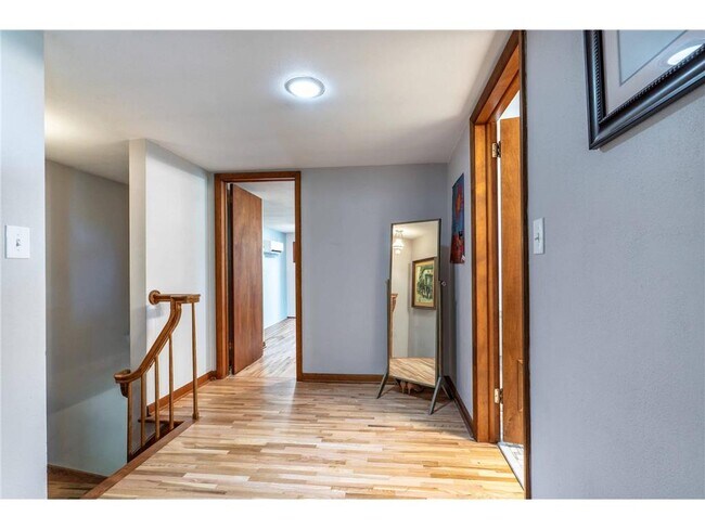 Building Photo - 1409 Hoot Lake Dr