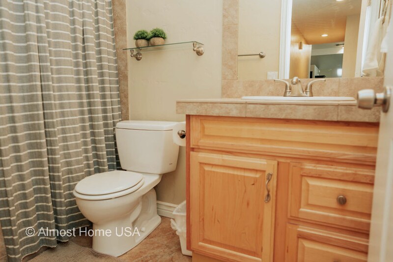 Building Photo - 9722 Buttonwood Cir