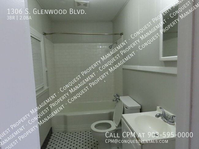 Building Photo - 1306 S Glenwood Blvd