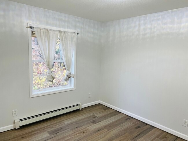 Building Photo - 8 Dunning Ave