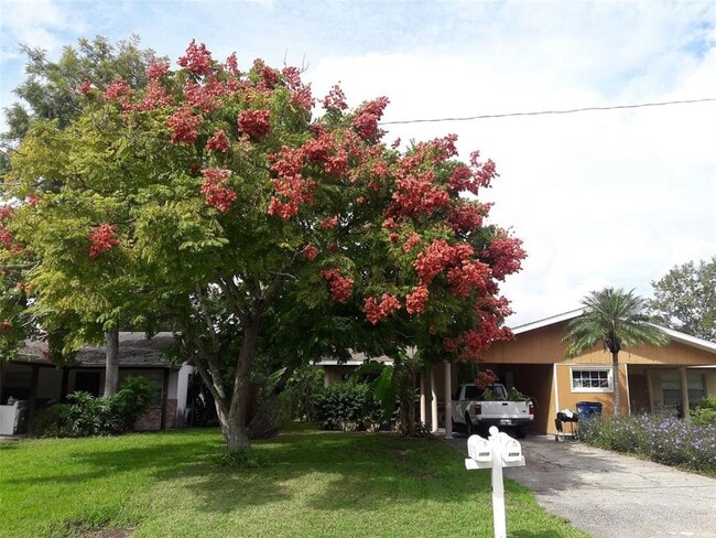 Primary Photo - 5708 2nd St