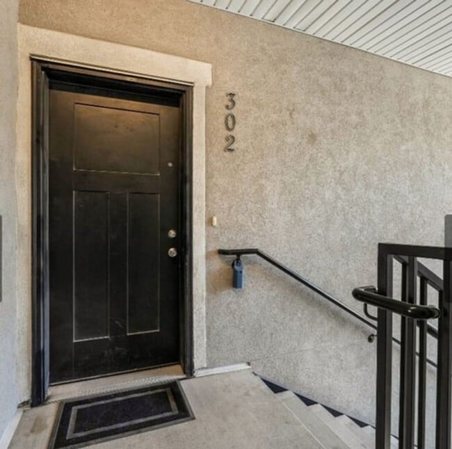 Building Photo - Uga-3723 W 2280 N #C302 Lehi, UT 84043