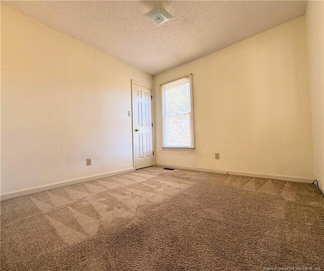 Building Photo - 3324 Donnett Ln