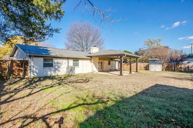 Building Photo - 1812 Winchester Way