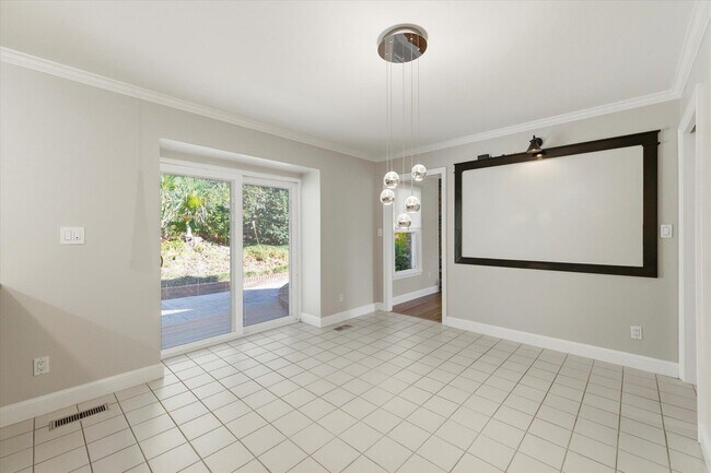 Building Photo - 602 Middlebrooks Cir