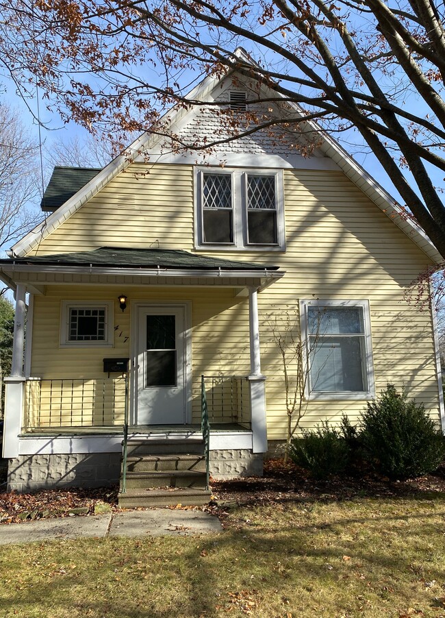 Primary Photo - Yellow (417)