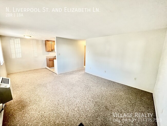 Building Photo - Few Steps! Top floor! Affordable 2-Bed wit...