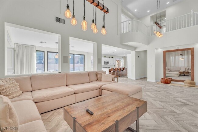 Building Photo - 9885 Shadycrest Ct