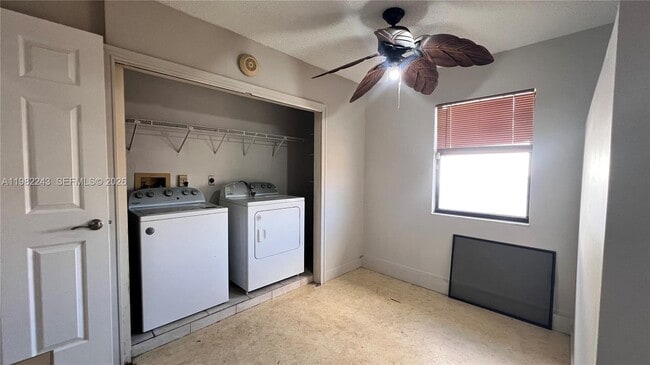 Building Photo - 581 SW Banks Terrace