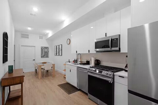 Building Photo - 234 Webster Ave