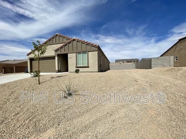 Building Photo - 6564 S Mystic Ave