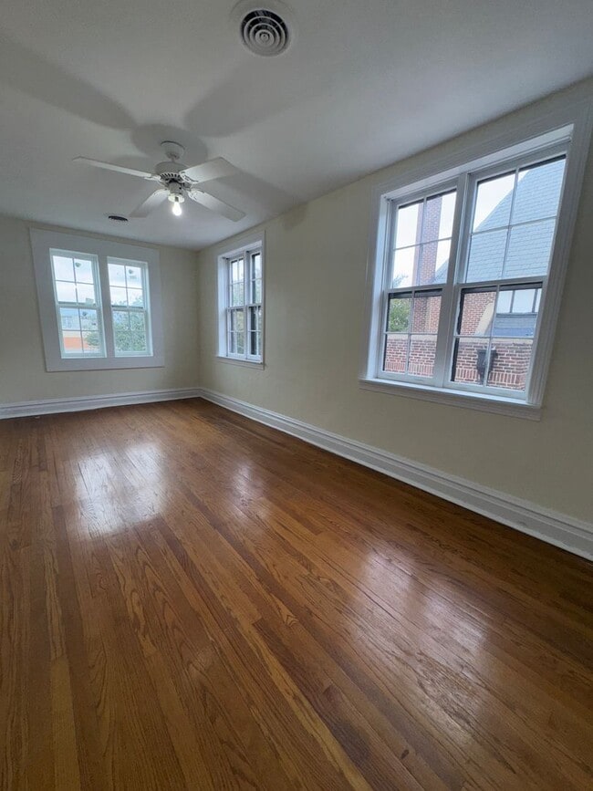 Building Photo - 1024 Quintard Ave