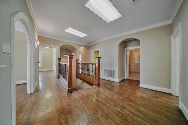 Building Photo - 5208 Harrisburg Blvd