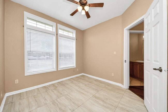 Building Photo - 27161 Remington Forest E