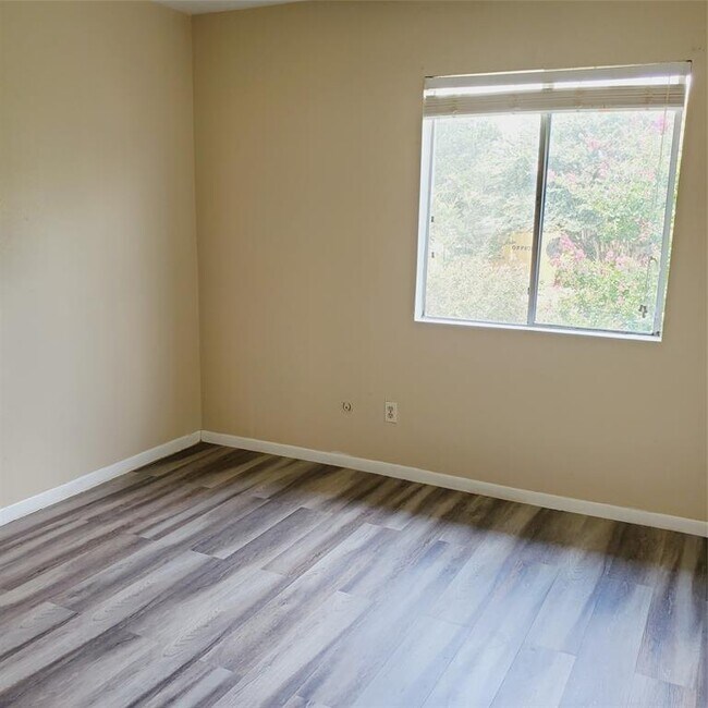 Building Photo - 12511 Ashford Meadow Dr