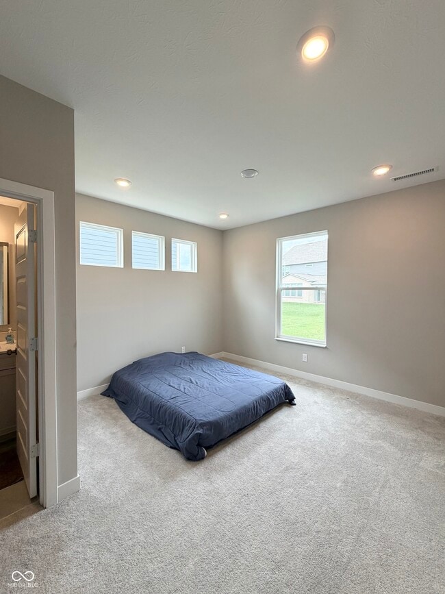 Building Photo - 908 Edmonds Pl