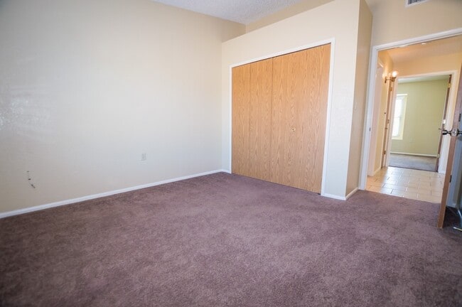 Building Photo - Welcome to this charming 3-bedroom, 2-bath home with Central A/C and Large 2 Car Garage!