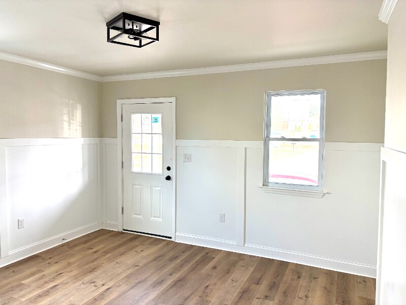 Building Photo - 228 Delaware Ave