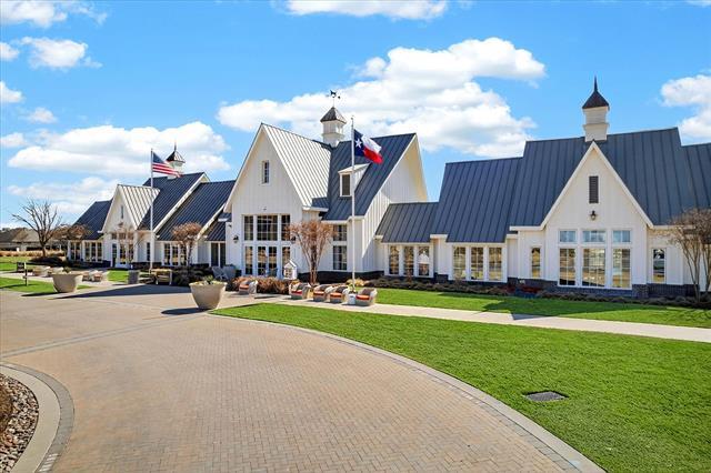 Building Photo - 1908 Elm Pl