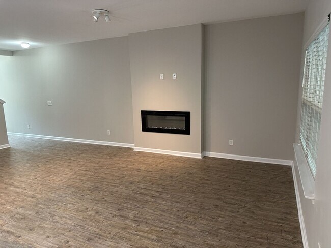 Building Photo - 48 Bellasera Wy