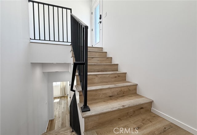 Building Photo - 121 S Coronado St