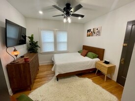 Building Photo - 3888 W 157th St