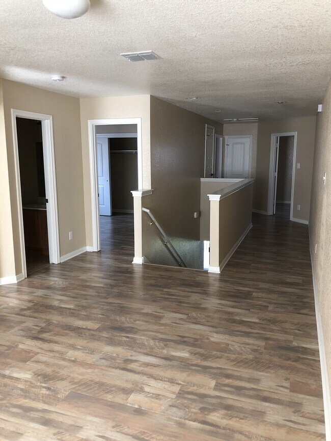 Building Photo - Well-Maintained 4-Bedroom Home with Game Room, Gazebo & Trail Access