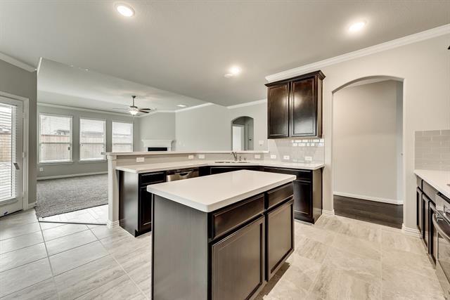 Building Photo - 16700 Lincoln Park Ln