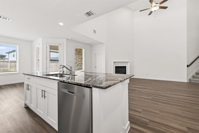 Building Photo - 426 Yellow Dandelion Ln