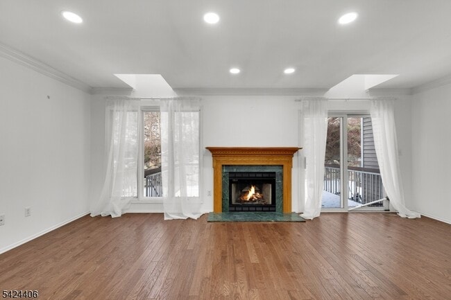 Building Photo - 48 Edgefield Dr