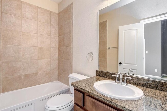 Building Photo - 16 Cheswood Manor Court