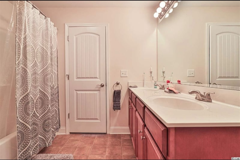 Building Photo - 167 Leadoff Dr