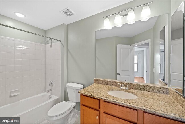 Building Photo - 42424 Dogwood Glen Square