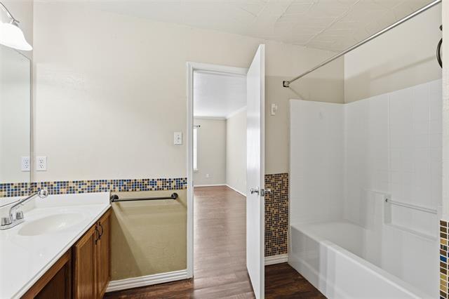 Building Photo - 2918 St Rita Dr