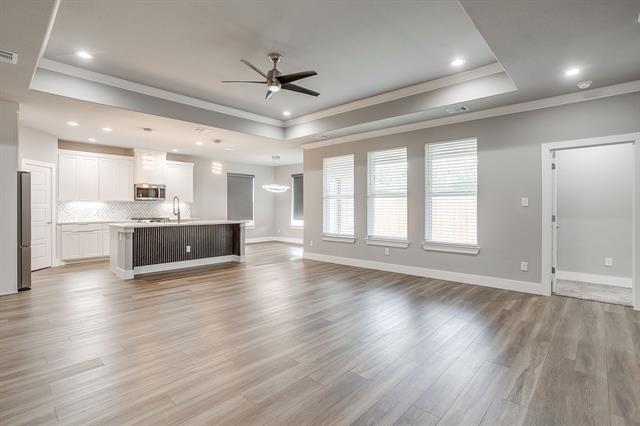 Building Photo - 1025 E Coral Way
