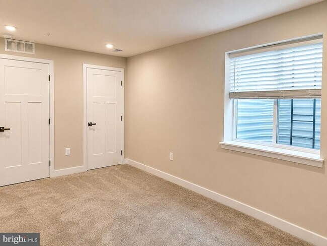 Building Photo - 340 Paca Gardens Ln