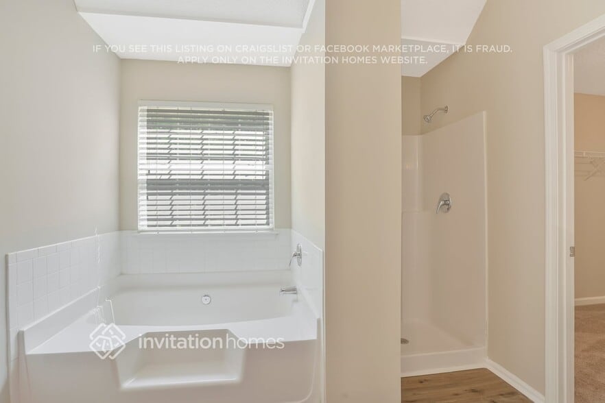 Building Photo - 2888 Chilhowee Dr