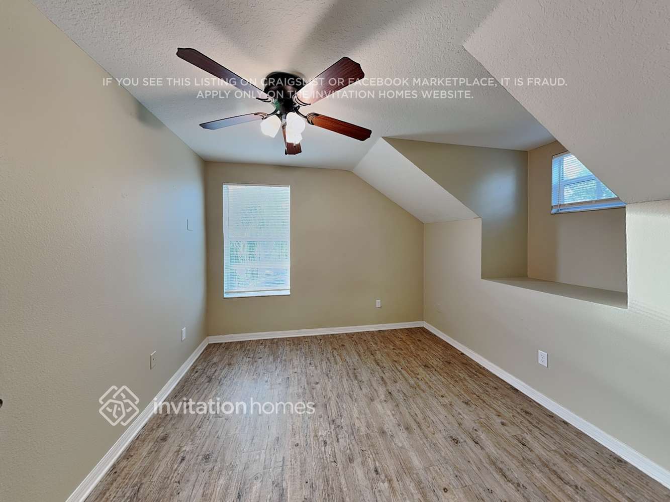 Building Photo - 10851 Newbridge Dr