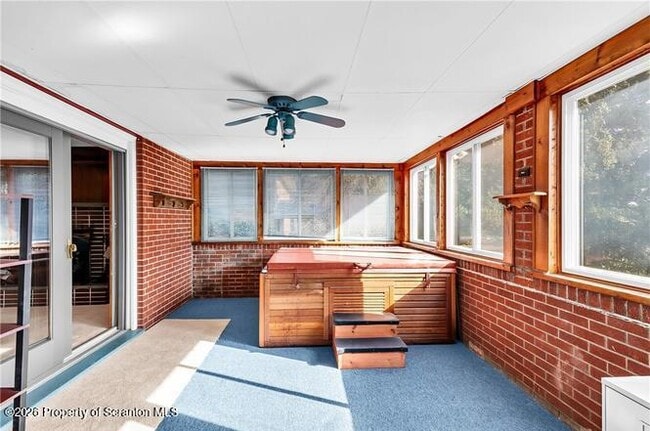 Building Photo - 2809 Green Acres Dr