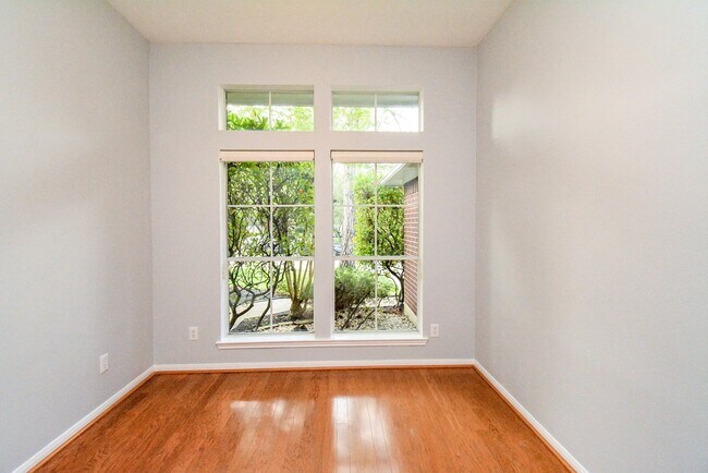 Building Photo - 1638 Almond Brook Ln
