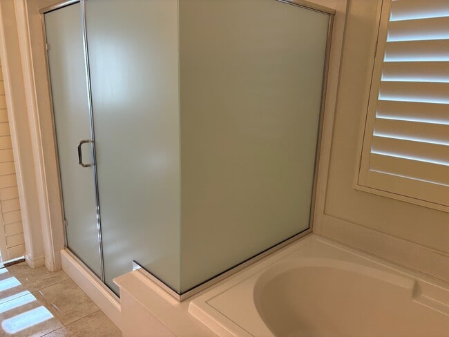 Building Photo - 43601 Brovello Dr