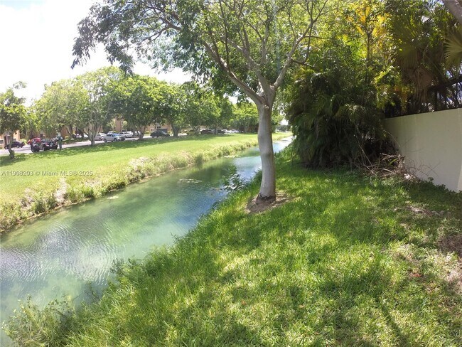 Building Photo - 12322 SW 148th Terrace