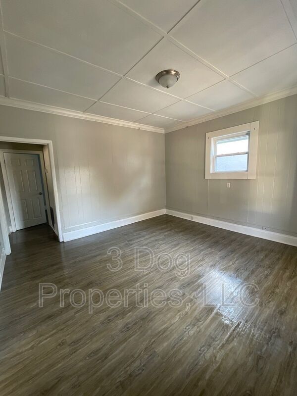 Building Photo - 412 N Hawthorne St