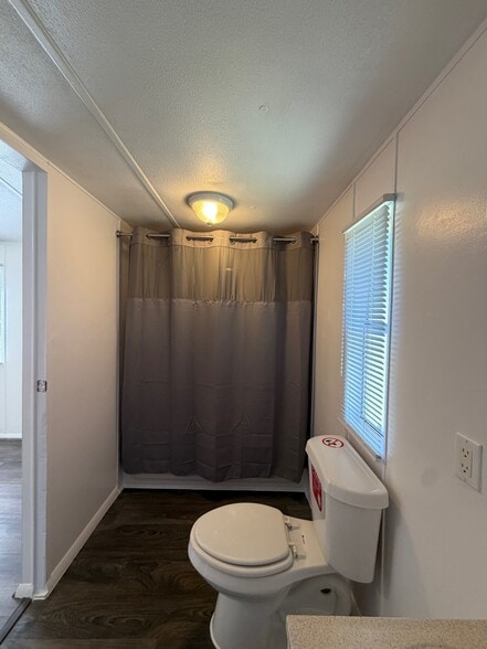 Building Photo - 4865 NW 27th St