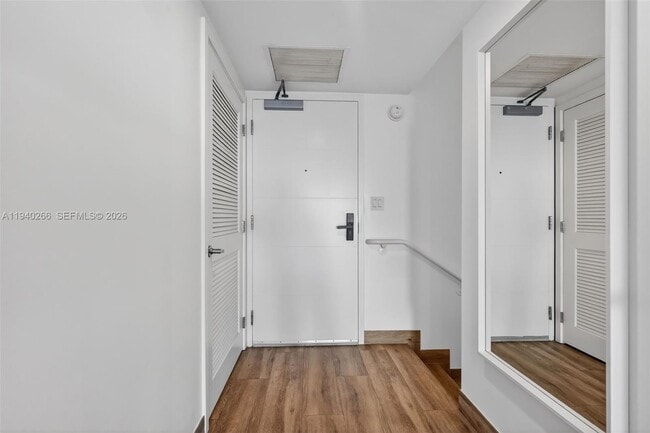 Building Photo - 400 Sunny Isles Blvd